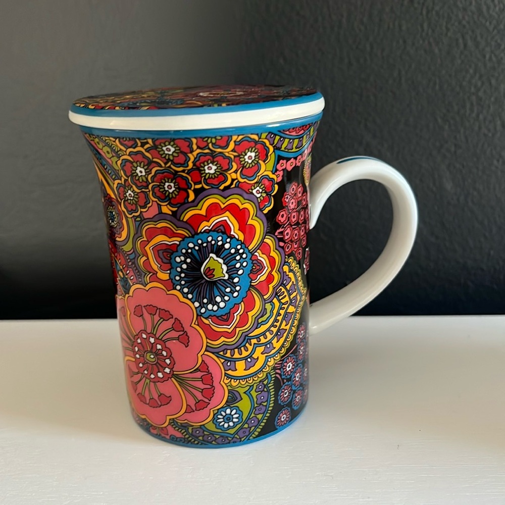 Vera Bradley Ceramic Mug with Lid